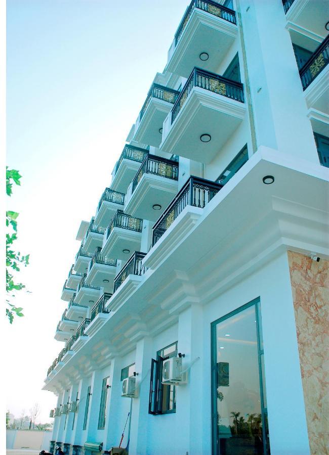 Khach San Yen Chau Hotel Chau Doc Exterior photo